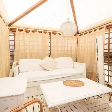 Ghetto Dream With Terrace For 7 People
