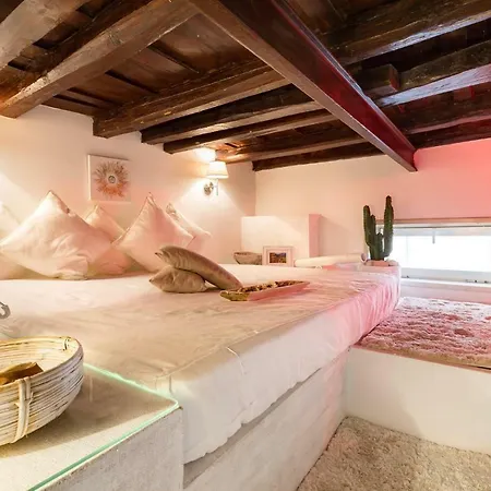 Ghetto Dream With Terrace For 7 People Rome